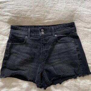 American Eagle Women's Mom Short
